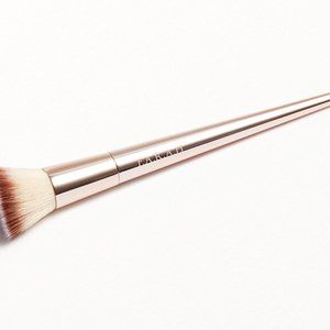 F.A.R.A.H Flat Foundation Brush 615F NWT